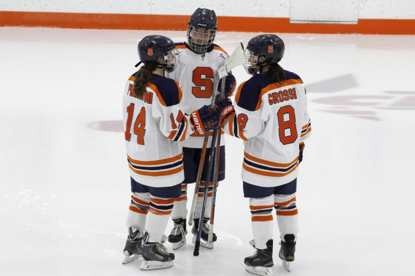 Syracuse explodes for 6 goals in 2nd period to clinch 1st-round bye in CHA tournament