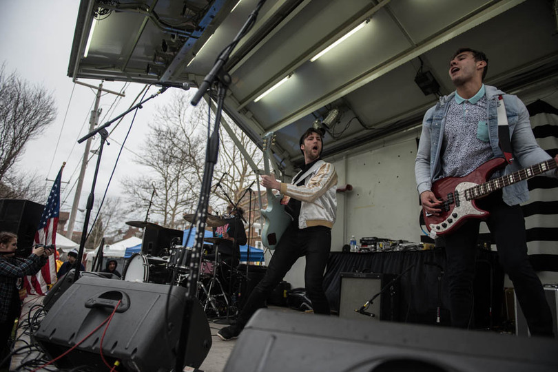 Dancing, moshing and Syracuse sports pride at Mayfest