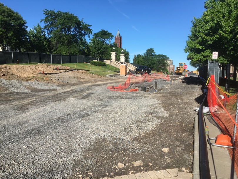 SU construction update: promenade to be finished before student move-in; accessibility improvements underway