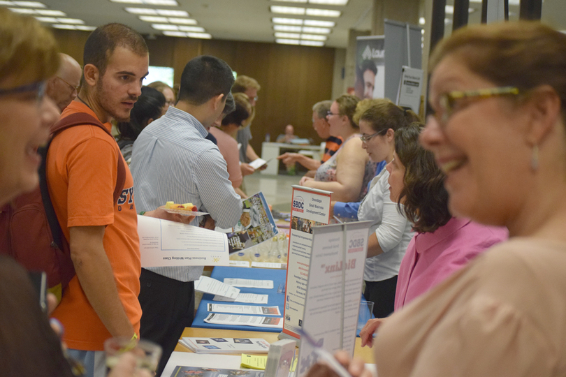 Syracuse University hosts entrepreneurship event for women in Bird Library