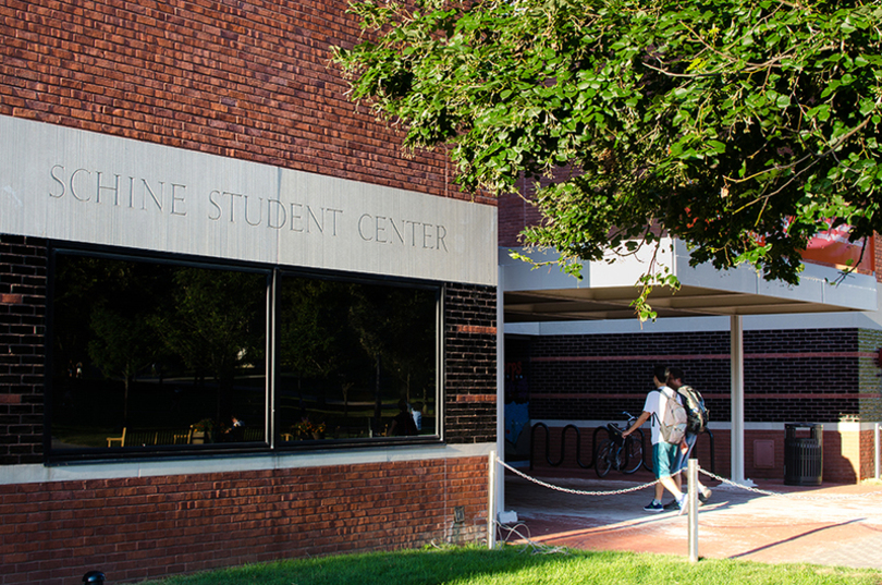 &#8216;The Mis-Adventures of Awkward Black Girl&#8217; creator Issa Rae to speak at Syracuse University