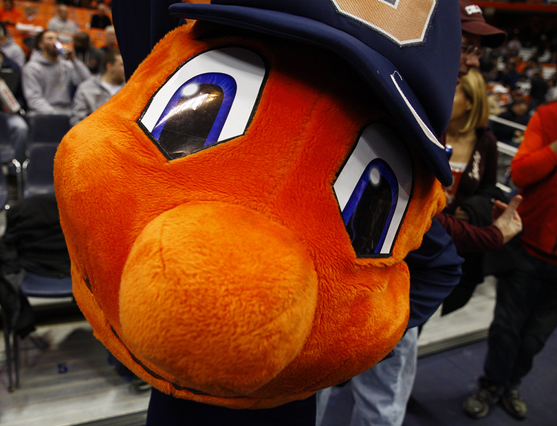 4 Syracuse University traditions to teach your family this weekend