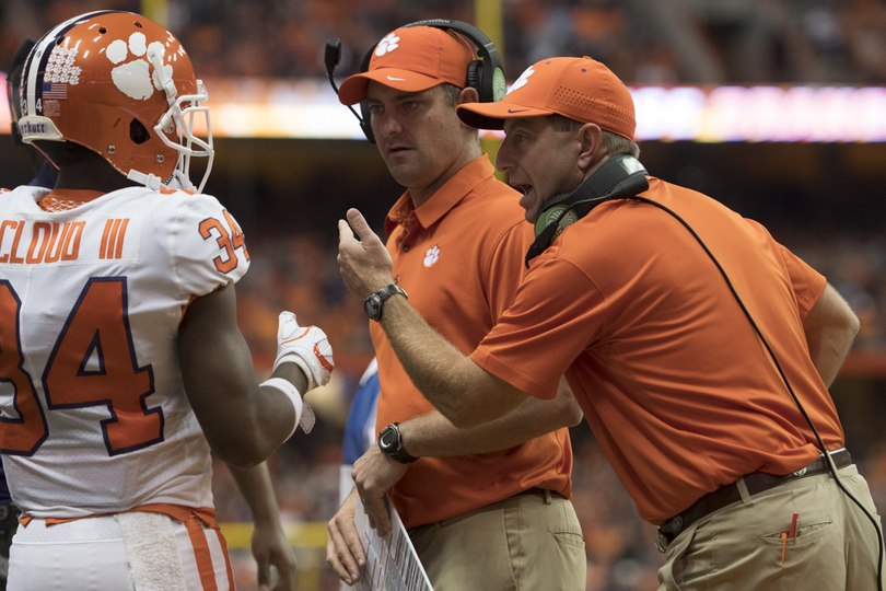 Clemson&#8217;s Swinney earns respect from Syracuse after postgame congratulations