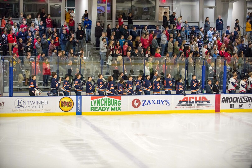 Syracuse men&#8217;s club ice hockey suspended from all activities after fight with NYU fans