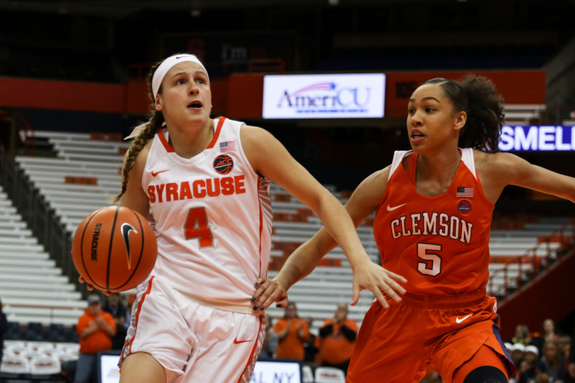 Syracuse overcomes 21-point deficit, beats Wake Forest 71-61