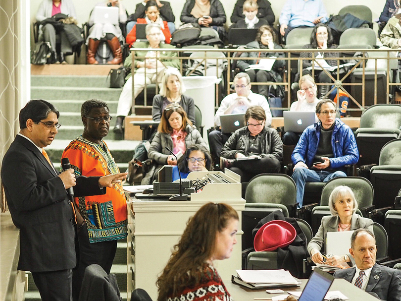 Senate calls on Syracuse University to promise divestment from for-profit prisons