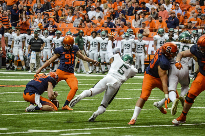 Andre Szmyt wins Lou Groza award for nation’s best kicker