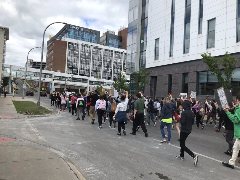 Last Chance for Change marches to SU chancellor&#8217;s house