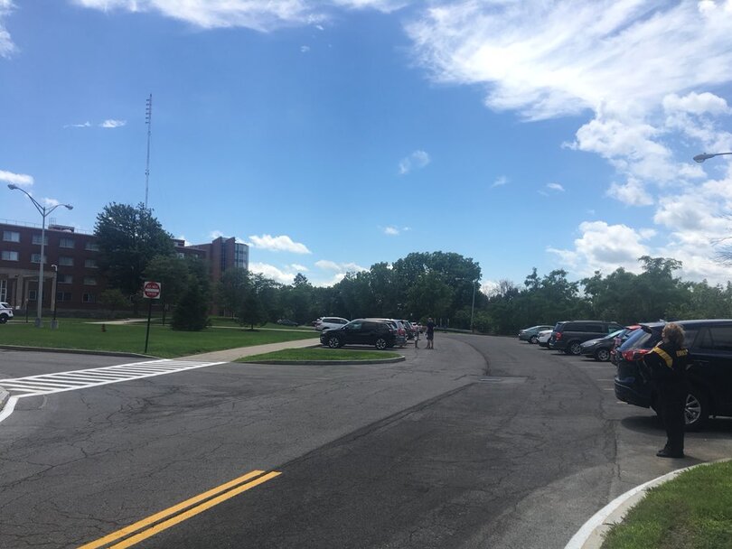 Students move into Syracuse University dorms, begin 14-day quarantine