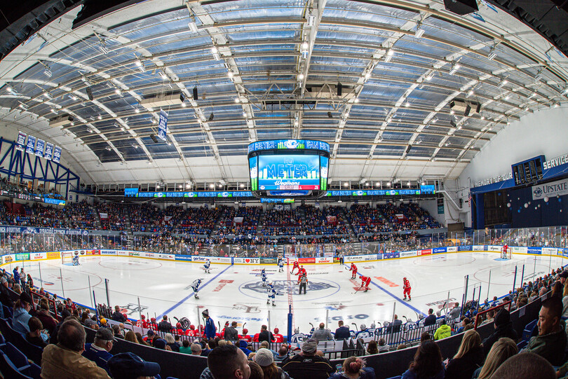 How the Syracuse Crunch&#8217;s unorthodox dual affiliation saved the franchise