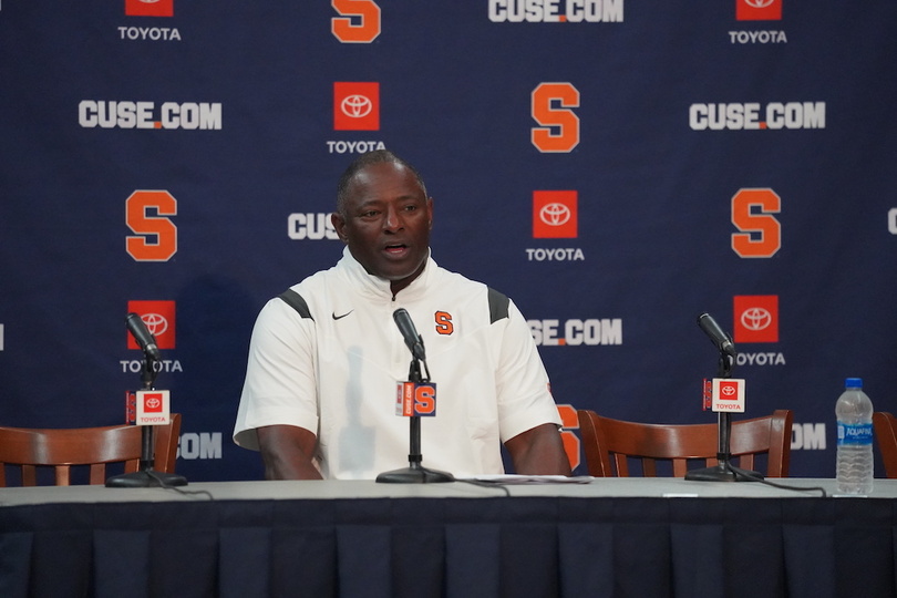 Dino Babers talks running backs, offensive line ahead of Florida State game