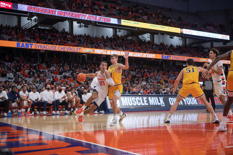 Syracuse generates 20 turnovers, holds Drexel to 60 points in 15-point win