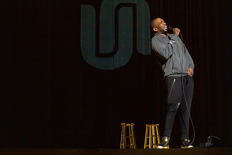 Jay Pharoah, Matteo Lane charm crowds with deadpans, quips at &#8216;A Stand Up Comedy Show&#8217;