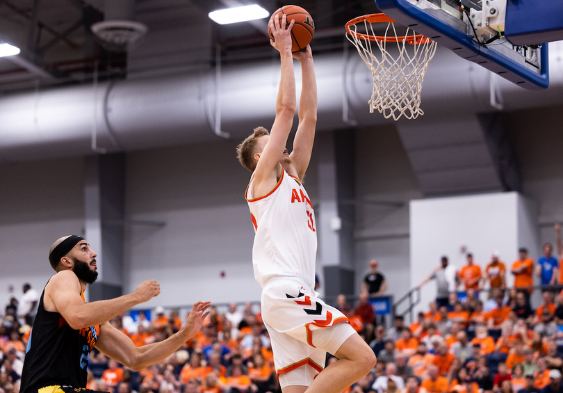 &#8216;Inside out&#8217; play, improvements from field propel Boeheim&#8217;s Army over India Rising 90-62