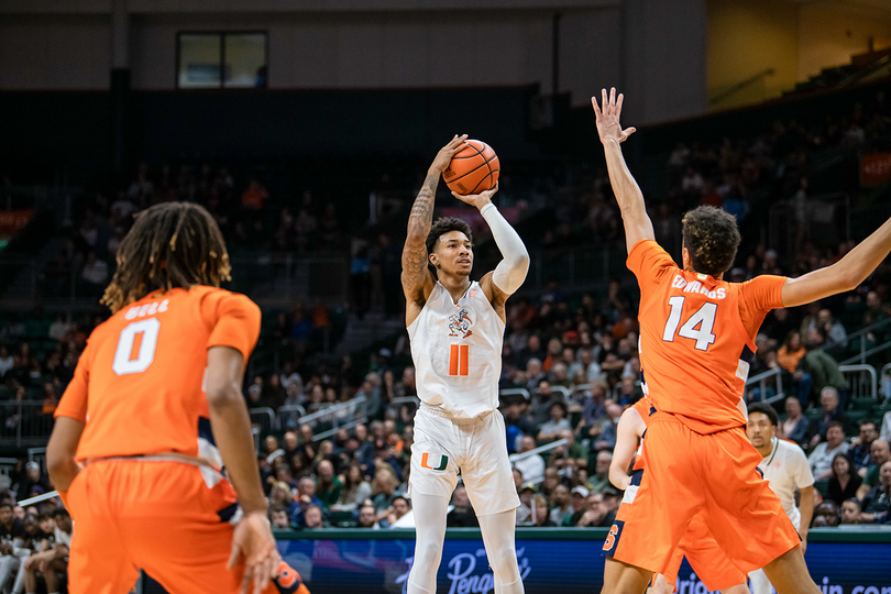 Syracuse falters late in 2nd half, loses to No. 17 Miami 82-78